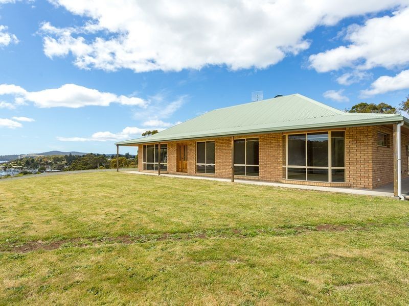 17 Saddle Road, Kettering TAS 7155