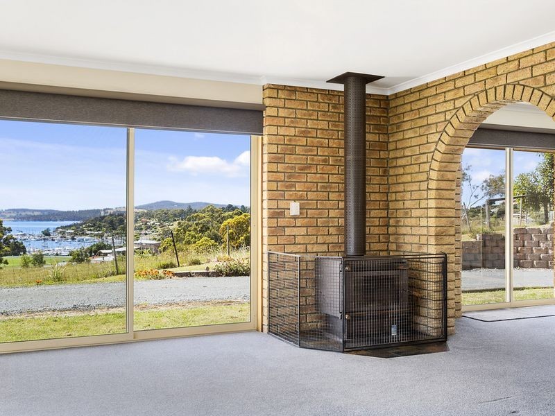 17 Saddle Road, Kettering TAS 7155