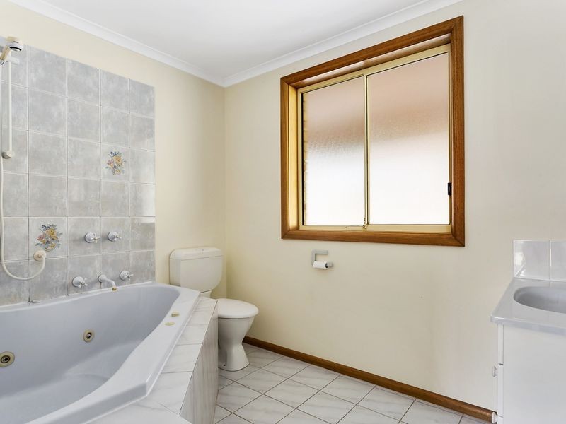 17 Saddle Road, Kettering TAS 7155