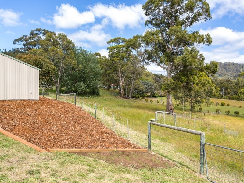 17 Saddle Road, Kettering TAS 7155