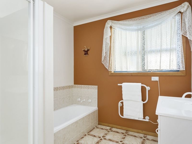 15 Groningen Road, Kingston TAS 7050