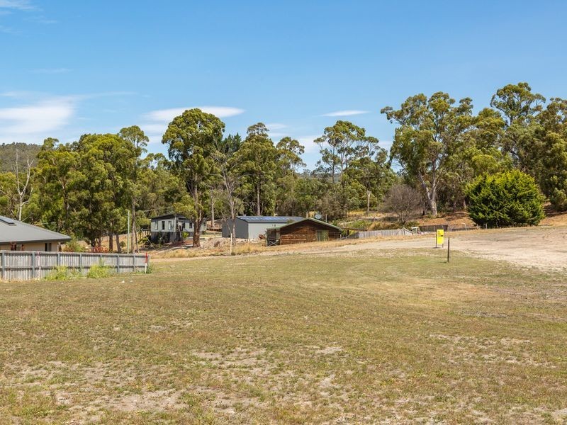 Sunsail Street, Snug TAS 7054
