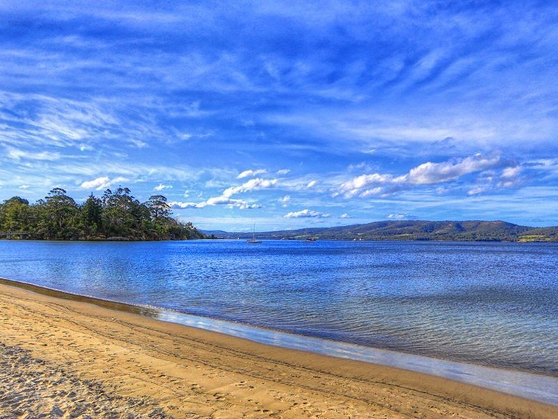 Sunsail Street, Snug TAS 7054