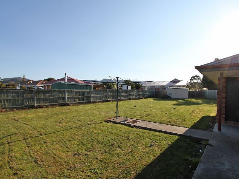 16 Carrington Drive, Margate TAS 7054