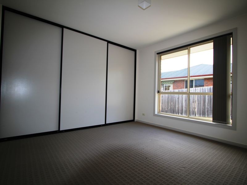 1/23 Thornbill Street, Kingston TAS 7050