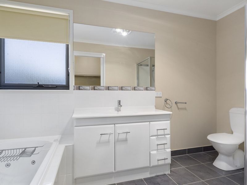 20 Corlacus Drive, Kingston TAS 7050