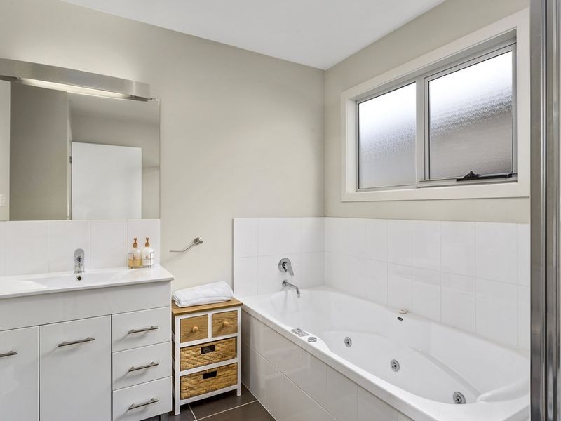 5/39 Staff Road, Electrona TAS 7054