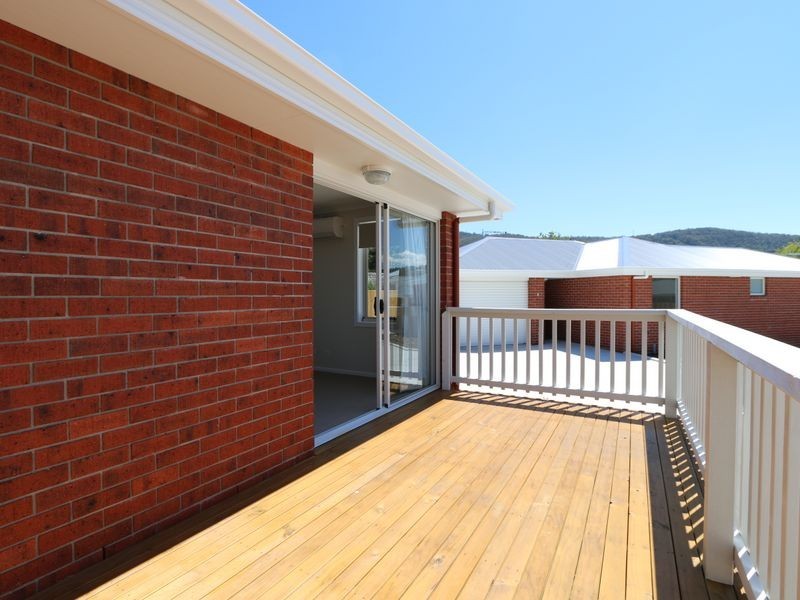 4/9 Frost Street, Snug TAS 7054