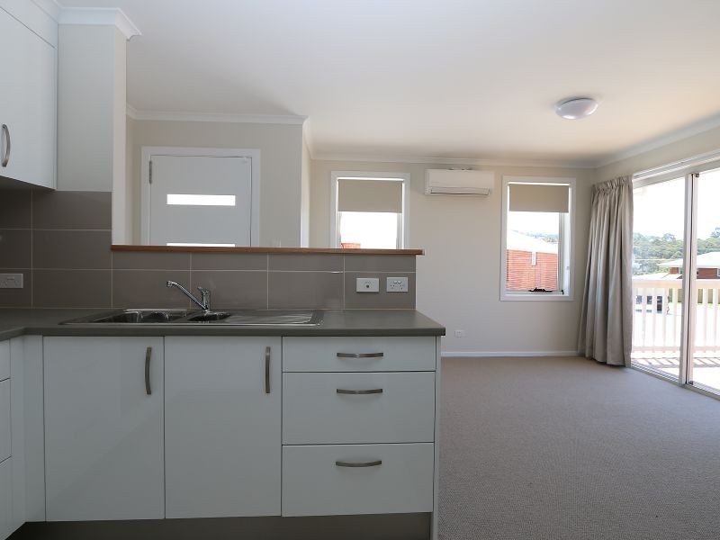 4/9 Frost Street, Snug TAS 7054