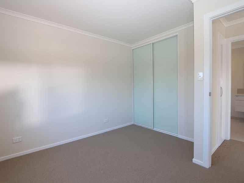 4/9 Frost Street, Snug TAS 7054