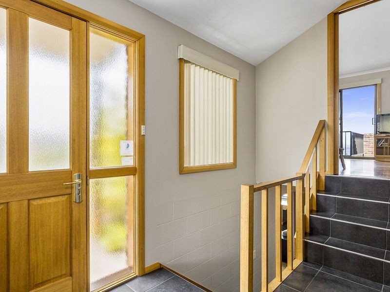 9 Jade Court, Blackmans Bay TAS 7052