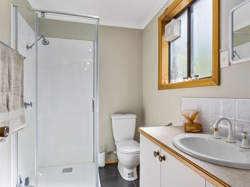 9 Jade Court, Blackmans Bay TAS 7052