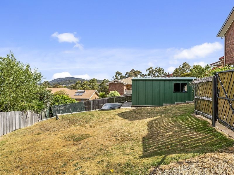 9 Jade Court, Blackmans Bay TAS 7052