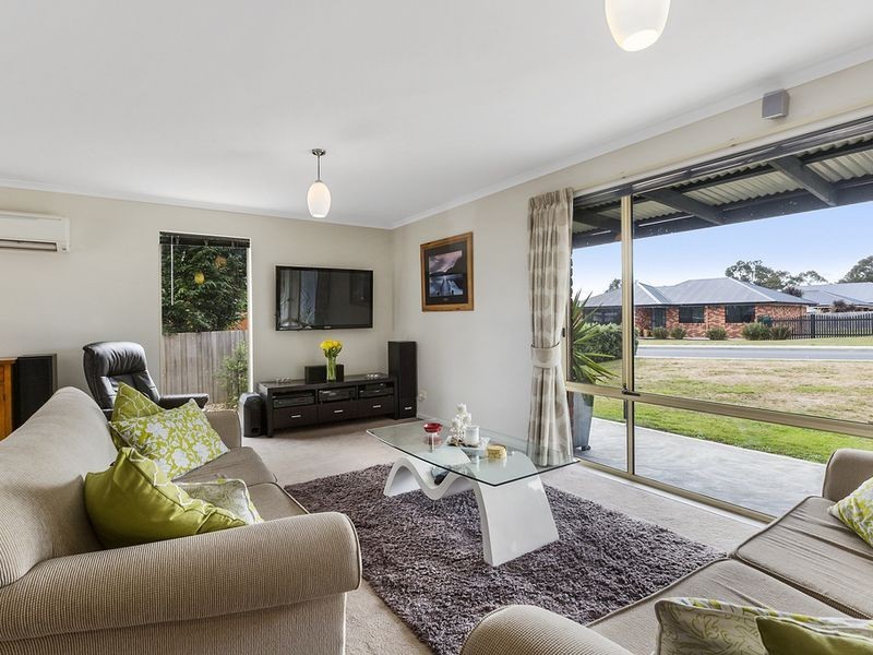 43 Dayspring Drive, Margate TAS 7054
