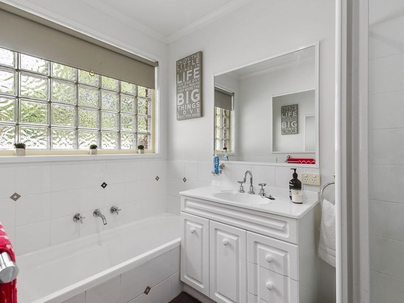 43 Dayspring Drive, Margate TAS 7054