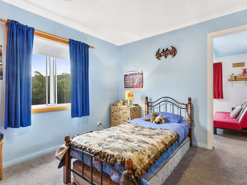 40 Beach Road, Snug TAS 7054