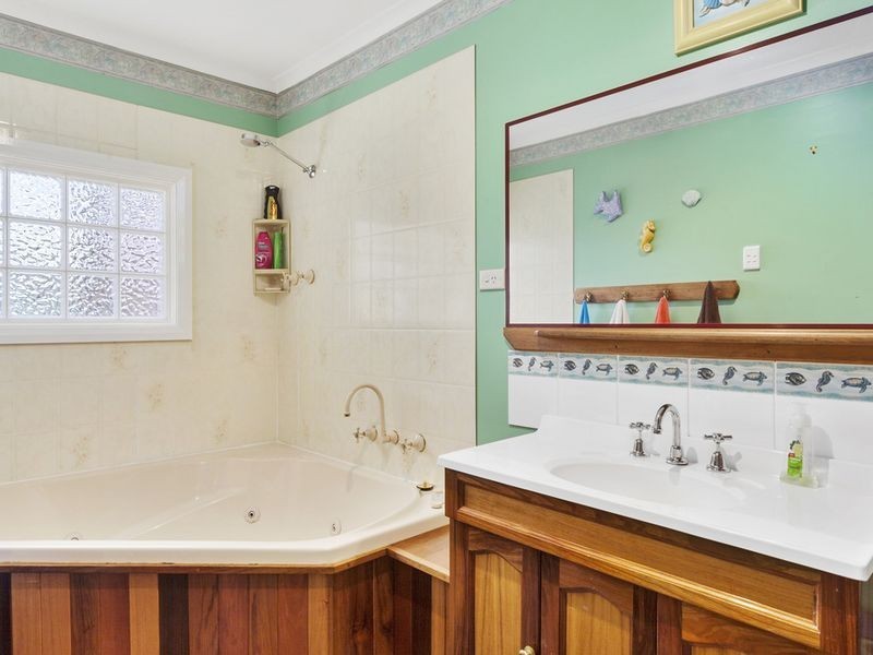 40 Beach Road, Snug TAS 7054