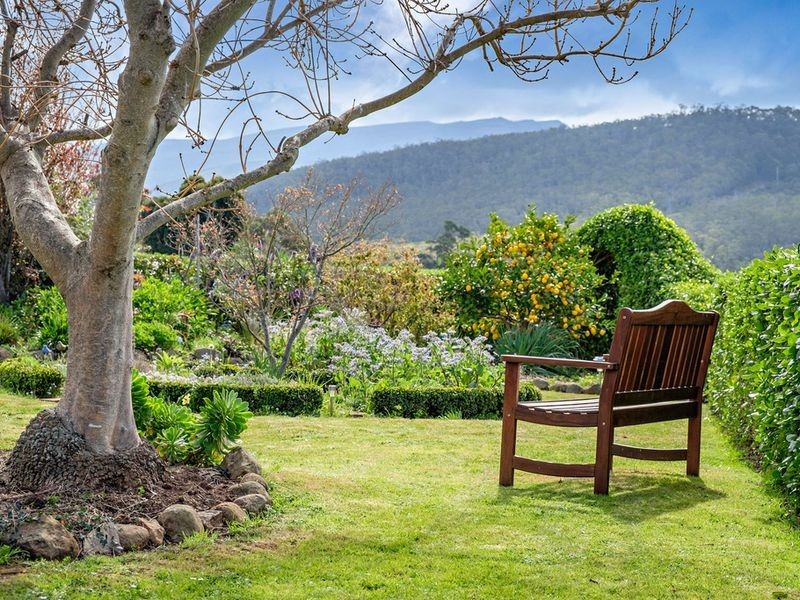 10 Blackwood Grove, Margate TAS 7054