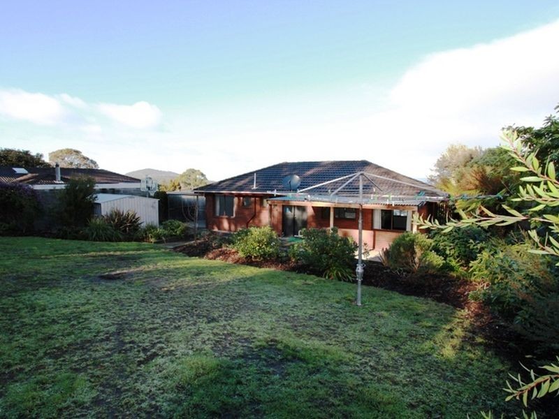 9 Cypress Place, Kingston TAS 7050