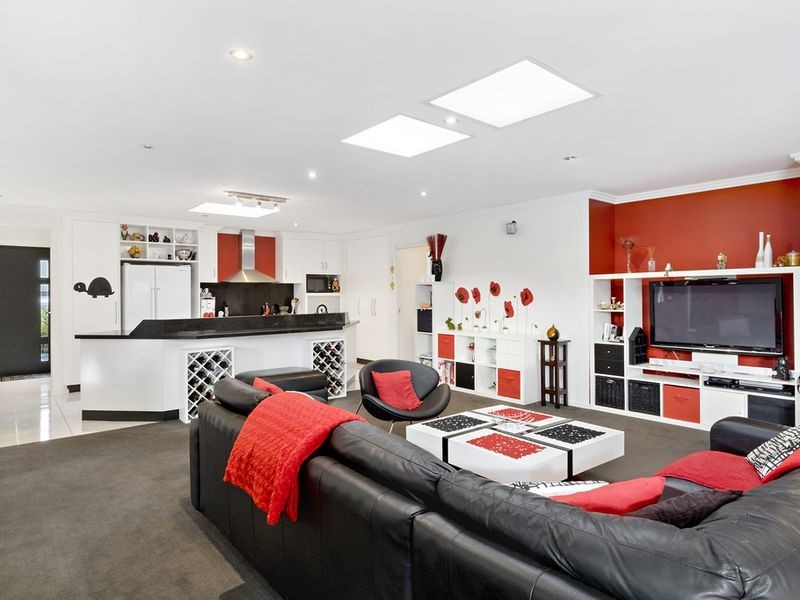 7 Crimson Drive, Margate TAS 7054