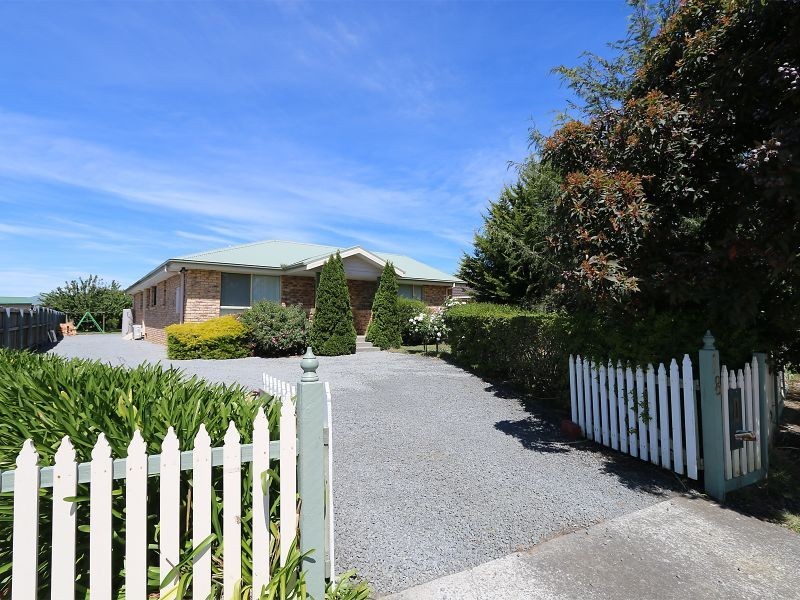18 Peppermint Place, Margate TAS 7054
