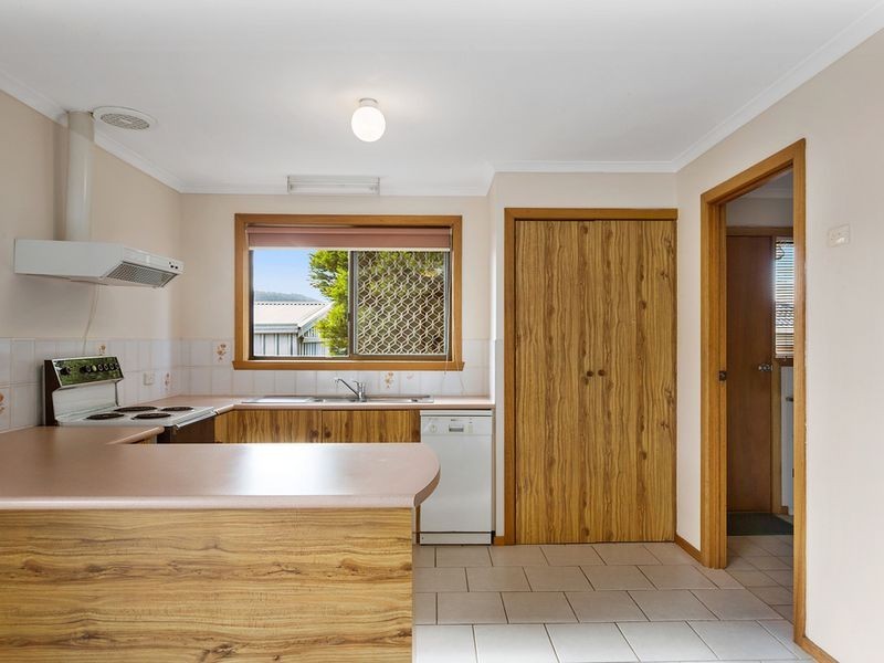 Unit 4/4 Beach Road, Margate TAS 7054