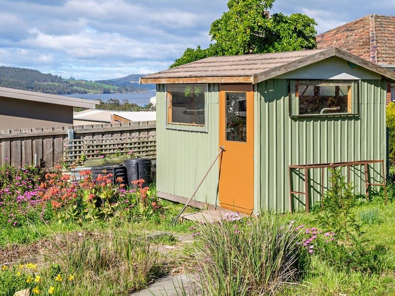 4 Parish Lane, Margate TAS 7054