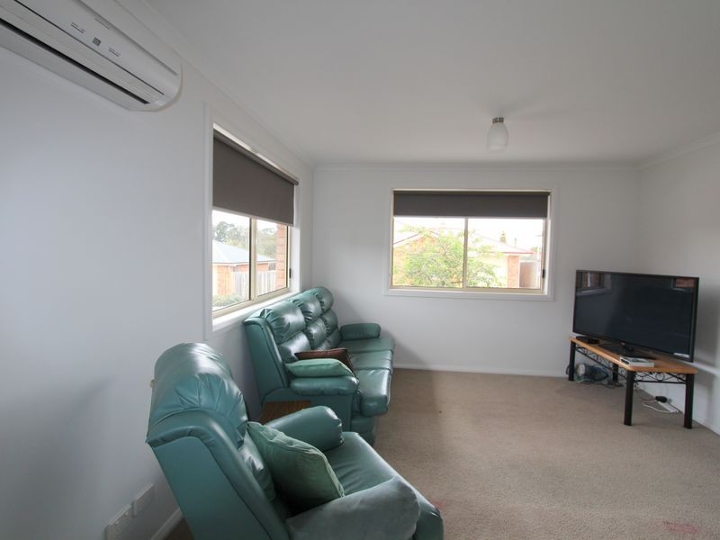 2/3 Home Avenue, Blackmans Bay TAS 7052