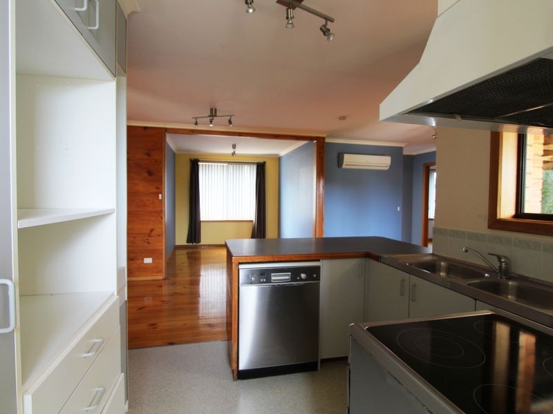 36 Beach Road, Margate TAS 7054