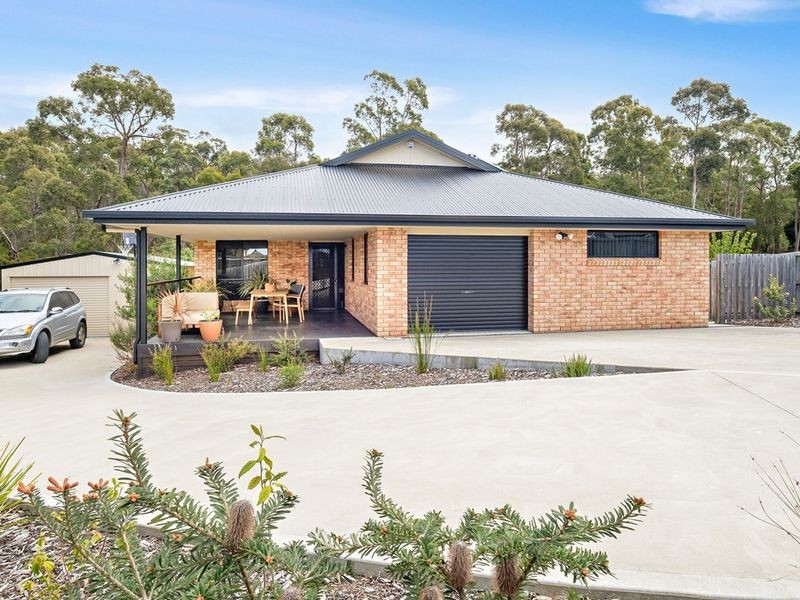 57 Staff Road, Electrona TAS 7054