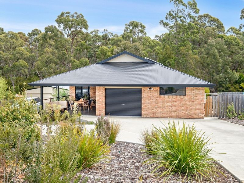 57 Staff Road, Electrona TAS 7054