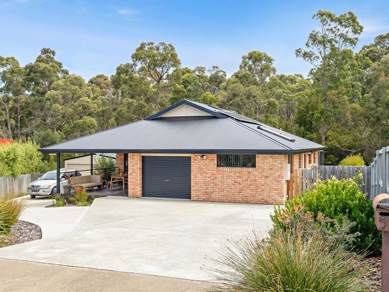57 Staff Road, Electrona TAS 7054
