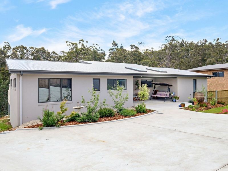 26 Bonnie Vale Drive, Howden TAS 7054