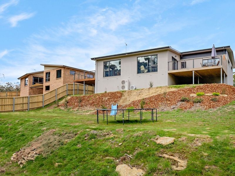 26 Bonnie Vale Drive, Howden TAS 7054