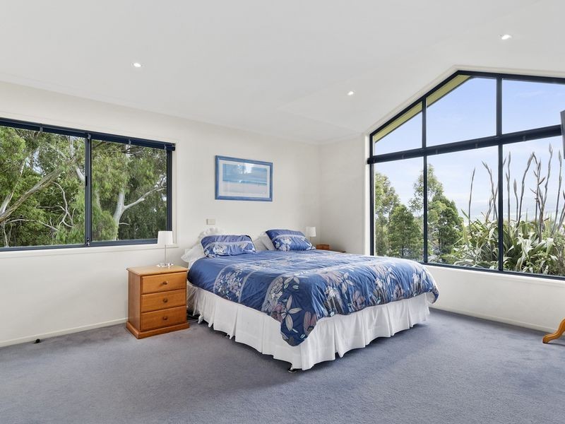 15 Draper Road, Howden TAS 7054