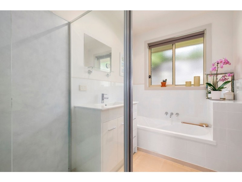 Unit 1/23 Thornbill Street, Kingston TAS 7050