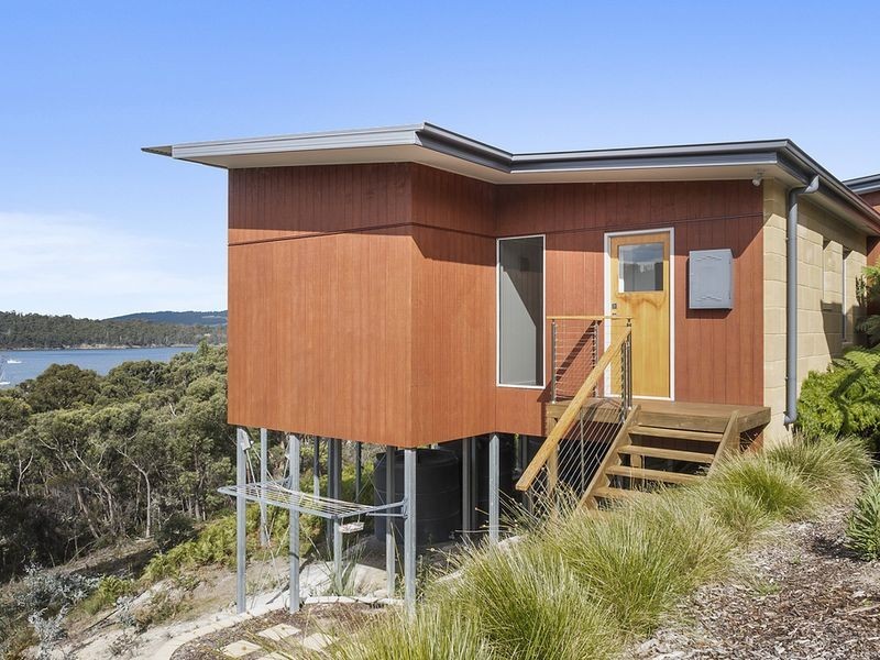 15 Warremar Way, Oyster Cove TAS 7150