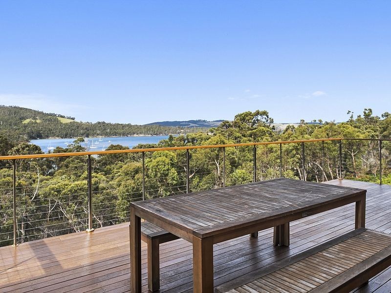 15 Warremar Way, Oyster Cove TAS 7150