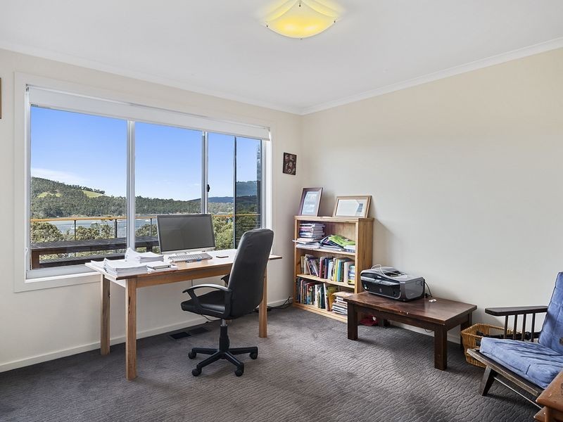 15 Warremar Way, Oyster Cove TAS 7150