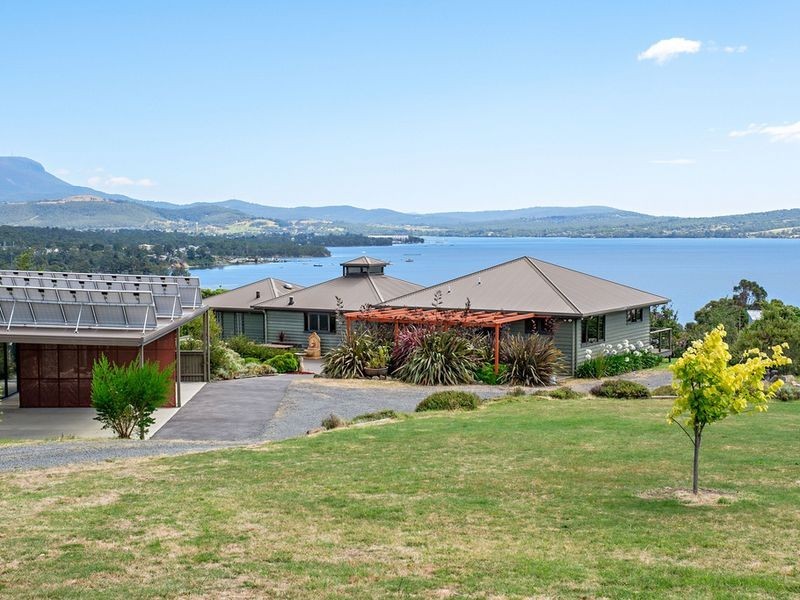 77 Davies Road, Lower Snug TAS 7054