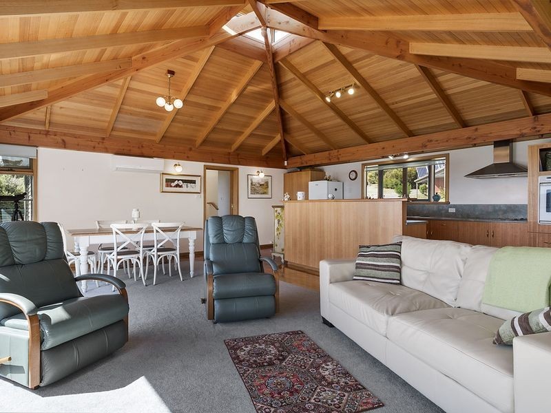 77 Davies Road, Lower Snug TAS 7054