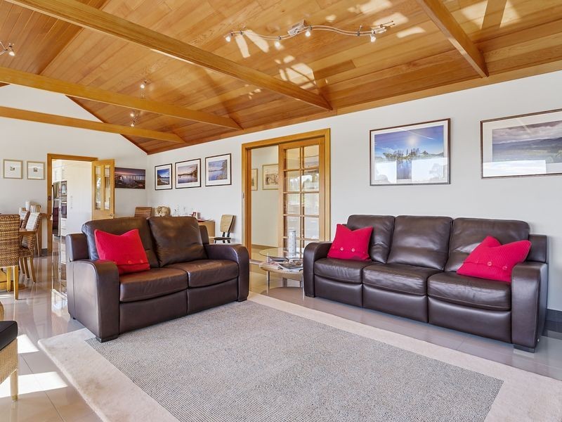 12 Tabors Road, Margate TAS 7054