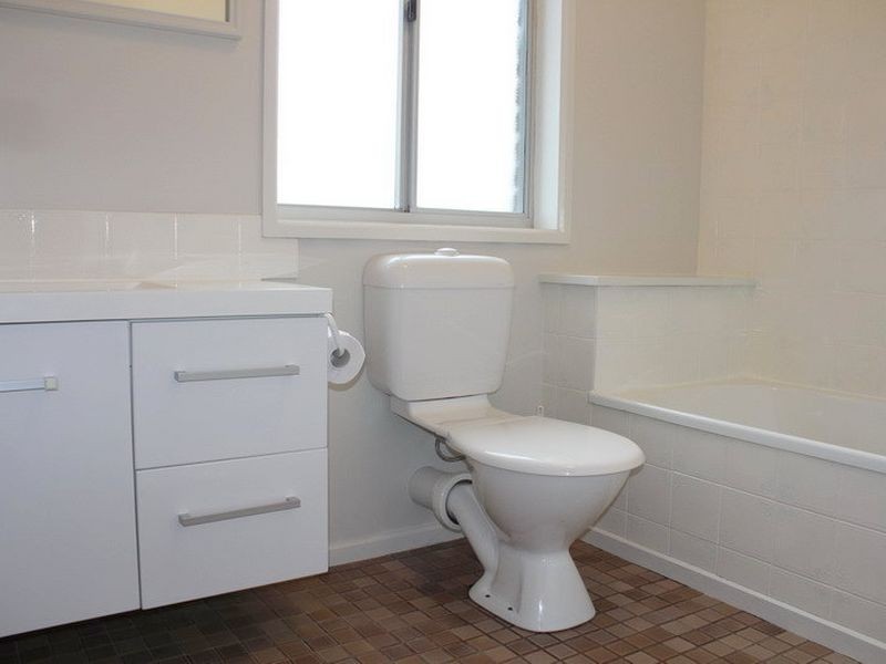 28 Woodlands Drive, Blackmans Bay TAS 7052