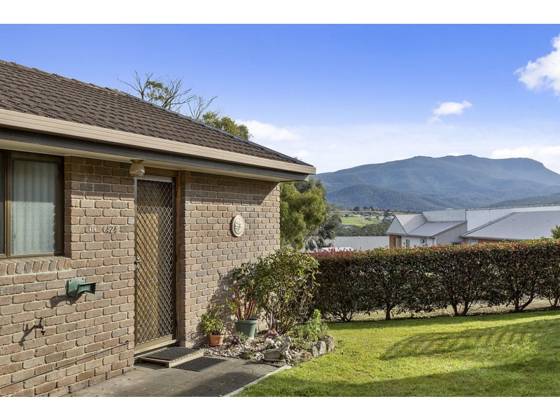 424 Village Drive, Kingston TAS 7050