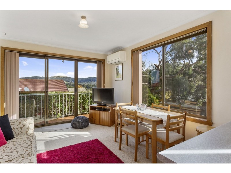 424 Village Drive, Kingston TAS 7050