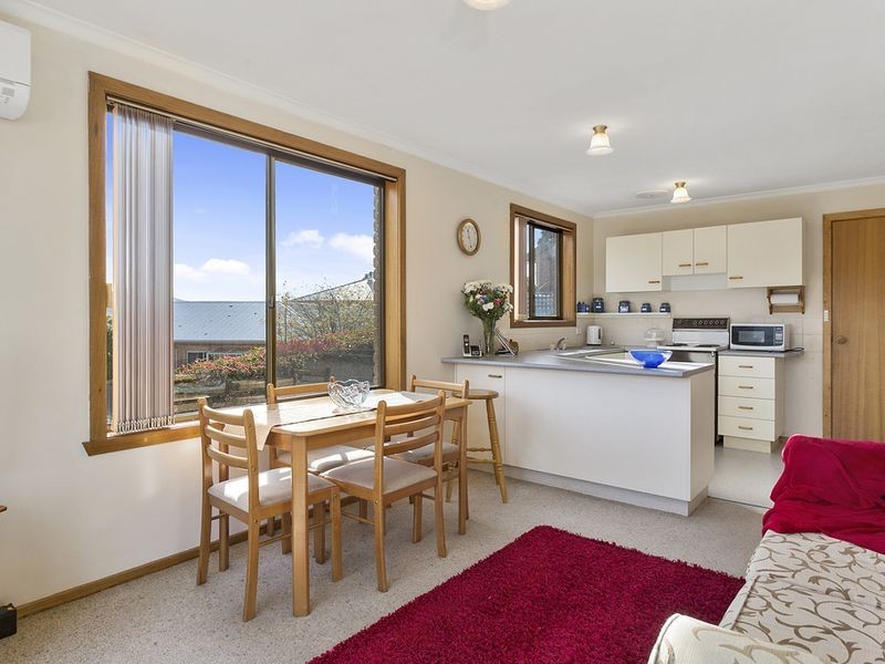 424 Village Drive, Kingston TAS 7050