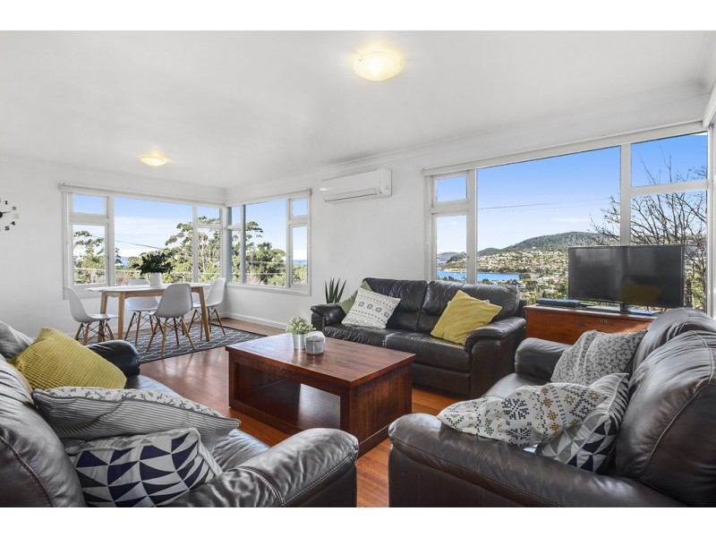 155a Roslyn Avenue, Blackmans Bay TAS 7052
