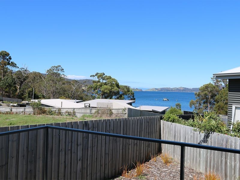 3/39 Staff Road, Electrona TAS 7054