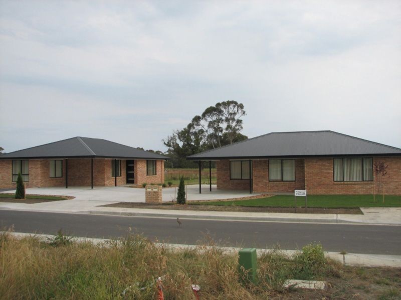 2/4 Bonsai Place, Margate TAS 7054