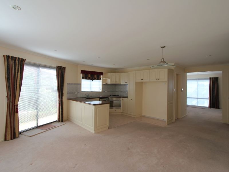 4/14 Opal Drive, Blackmans Bay TAS 7052